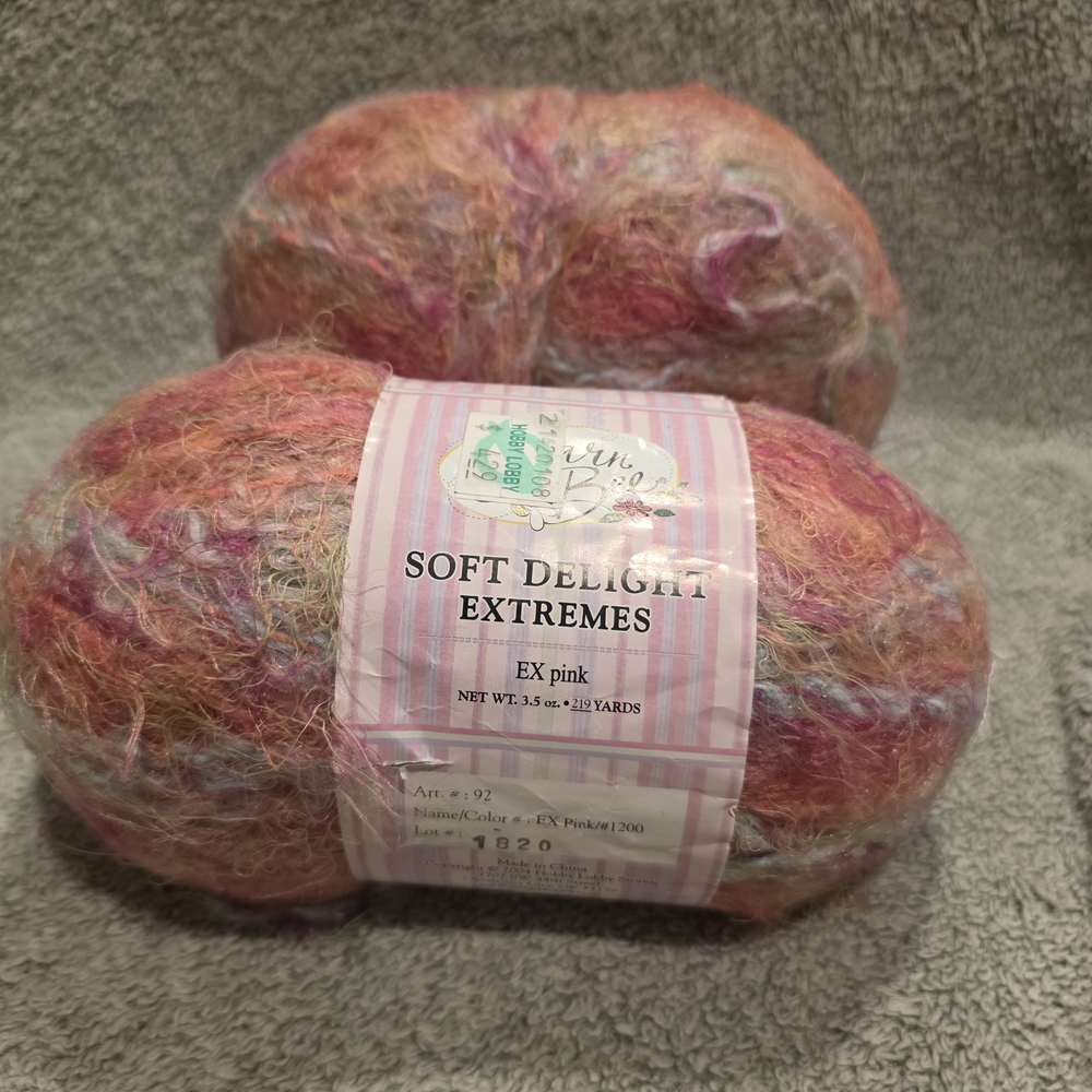 Hobby Lobby Multicolor‎ Yarn in Pink and Orange